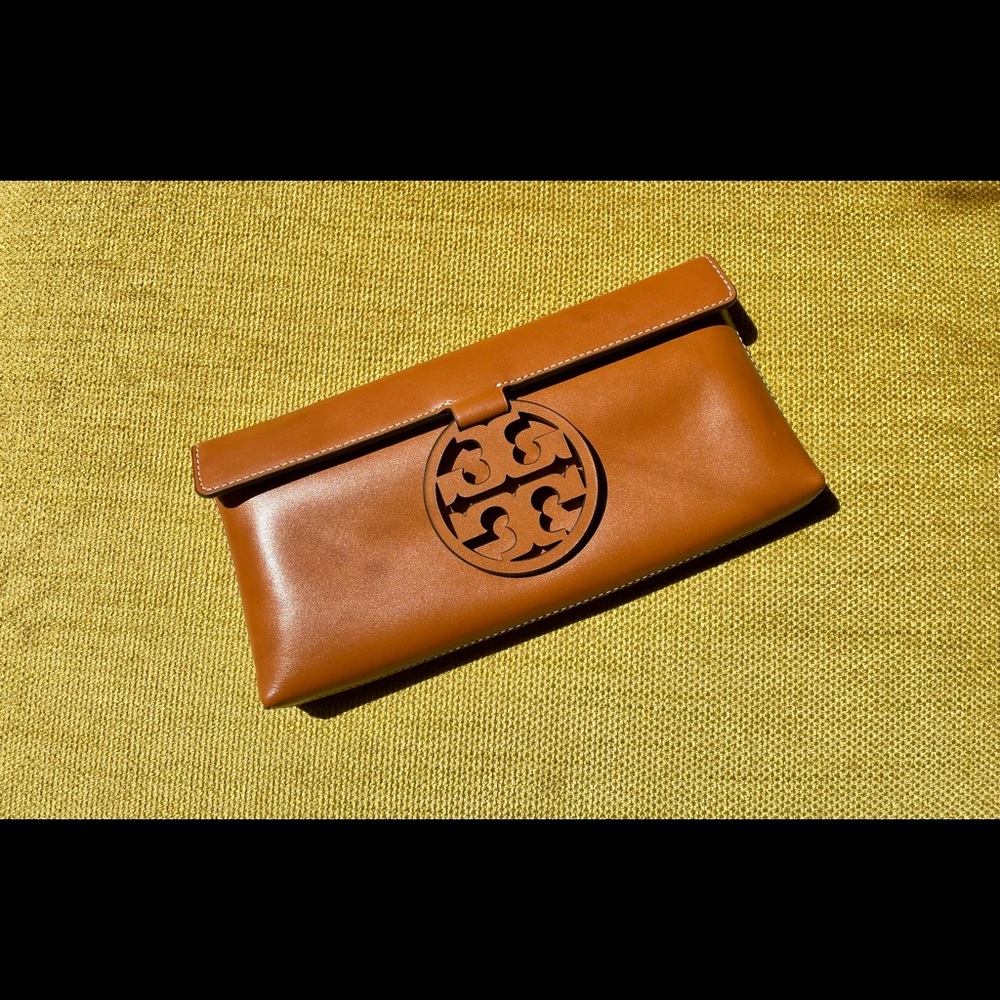 Tory Burch Miller Clutch brown